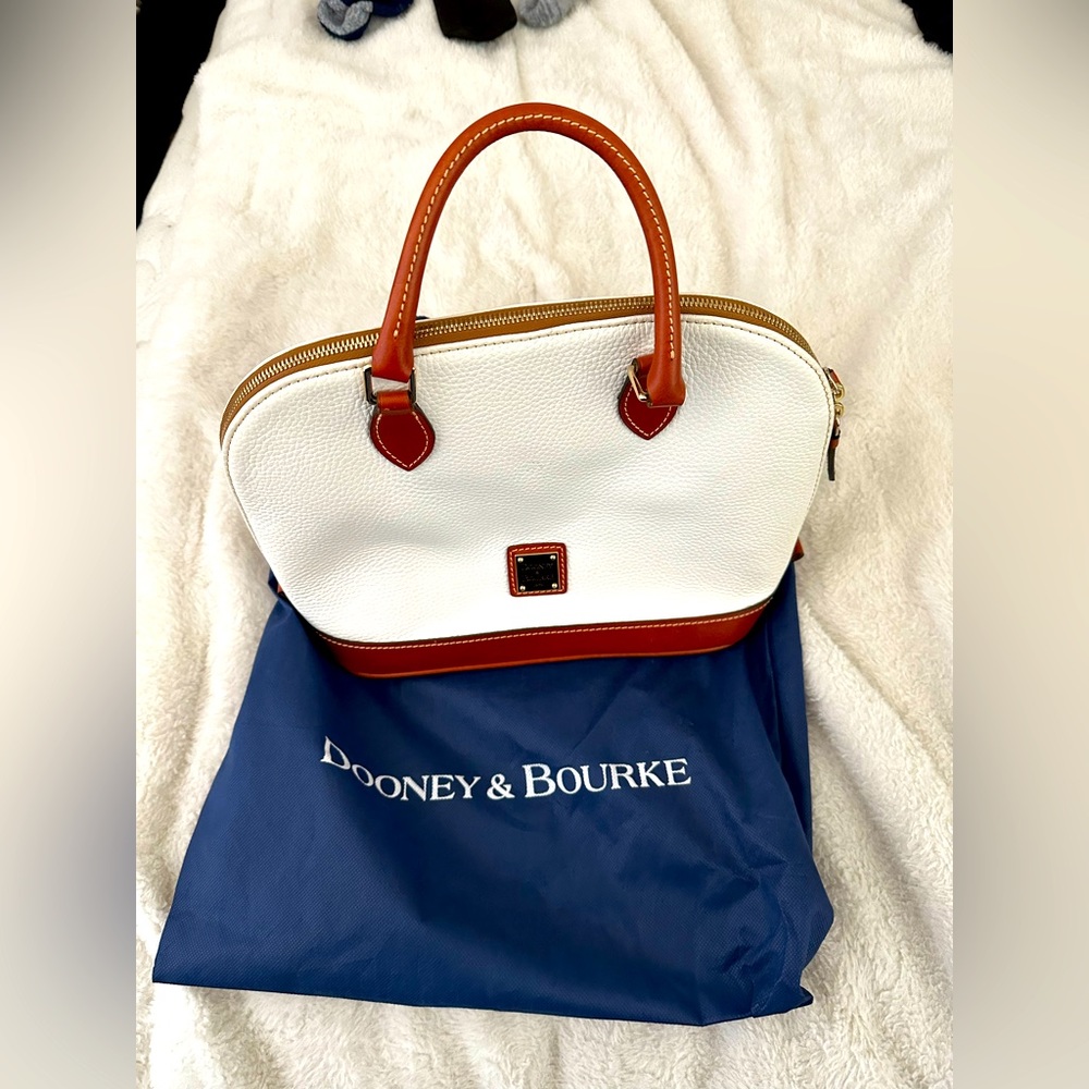 Dooney & Bourke